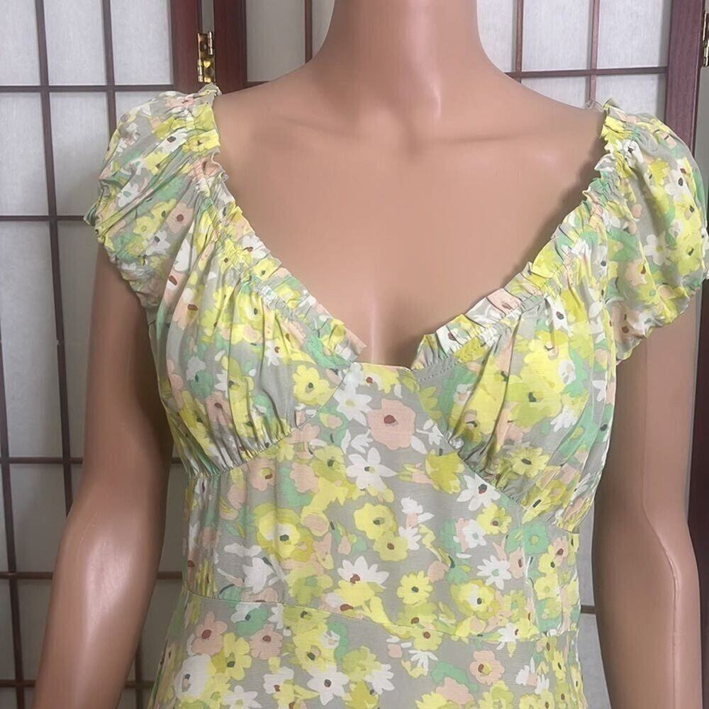 LUSH YELLOW DAISIES DRESS SIZE M - Picture 3 of 6